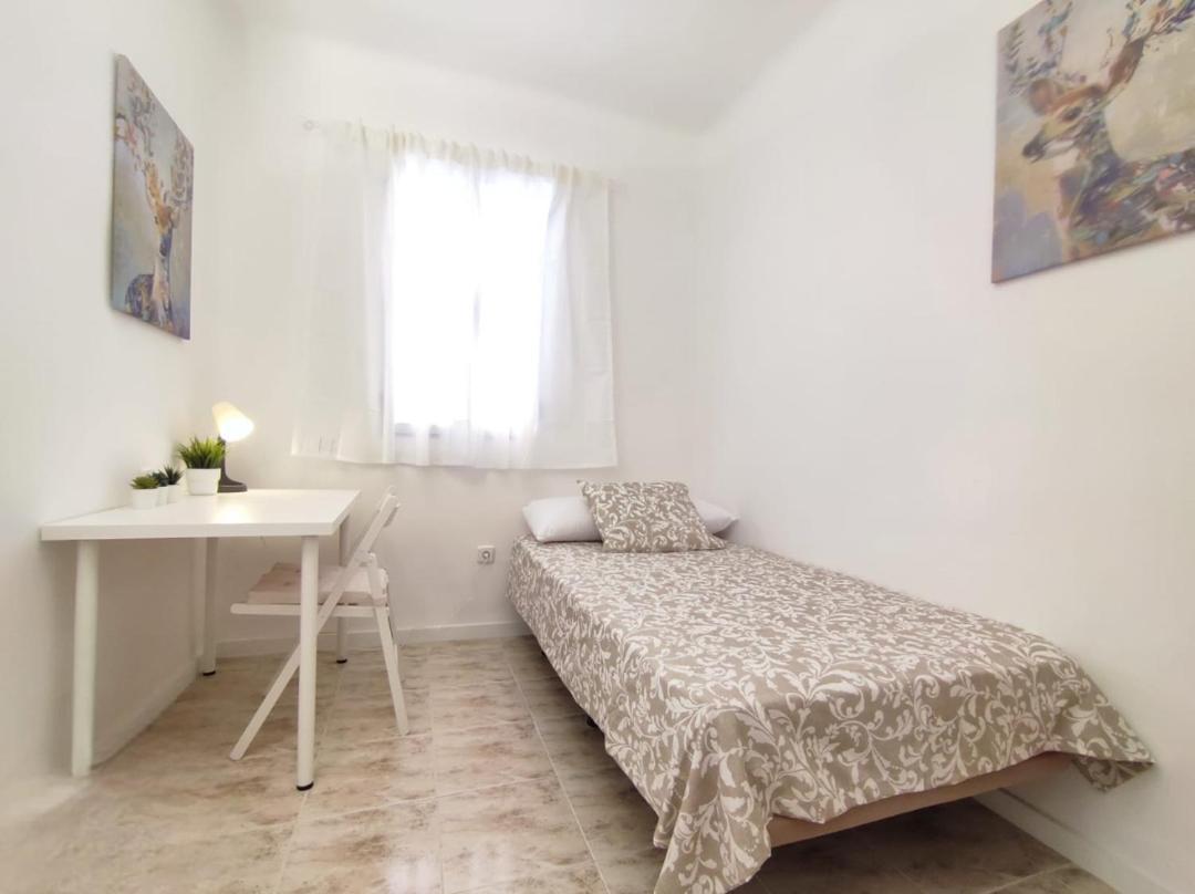 Cardenosa Habitaciones Madrid Eksteriør bilde