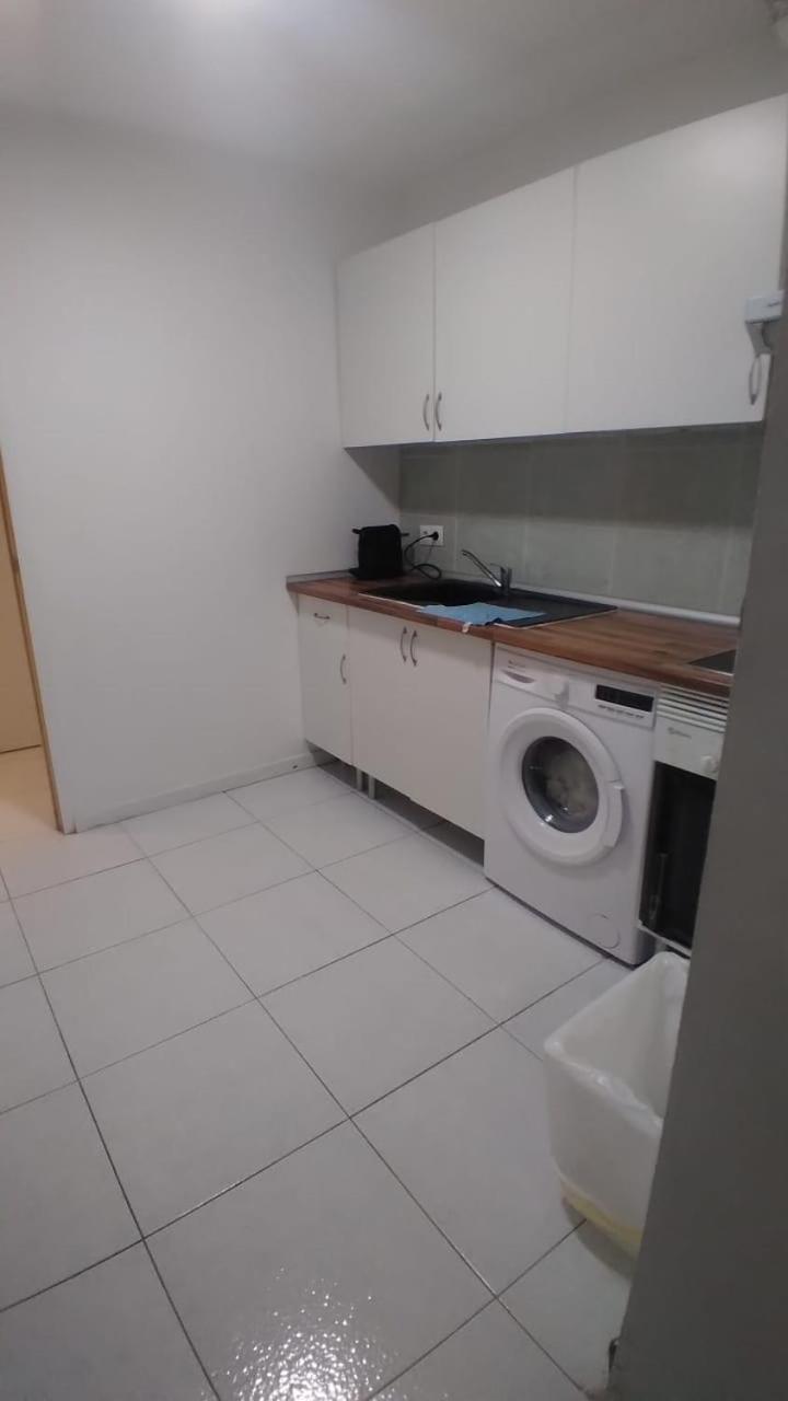 Cardenosa Habitaciones Madrid Eksteriør bilde
